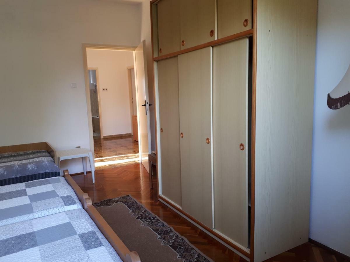 Apartman Ivan Apartment Pula Exterior photo